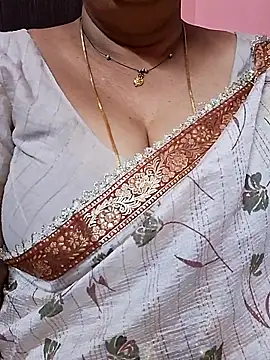 ananya956 online show from April 2026 01:53:02 PM