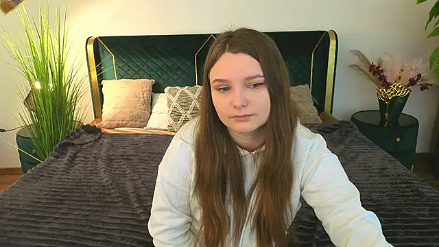 MagicPeachh  online show from March 2026 07:36:02 AM