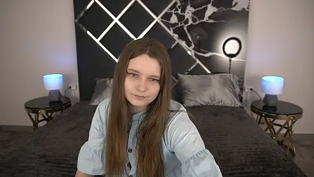 MagicPeachh  online show from June 2026 07:39:02 PM