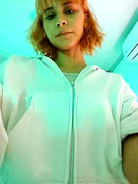 Snapshot of Ramona_Flower chatting on January 2025 04:04:01 AM Ramona Flower online show from January 2025 04:04:01 AM