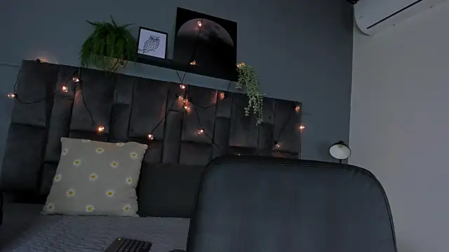 LilithSmith  online show from February 2026 11:36:02 AM