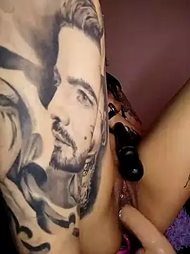 taaylor33 online show from December 2024 06:55:02 AM