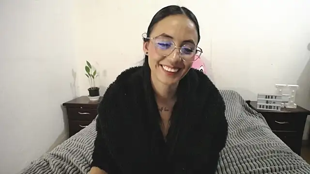 anny roberts online show from January 2025 11:43:01 PM