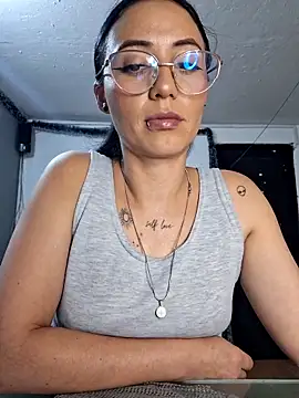 anny roberts online show from February 2025 06:34:02 PM