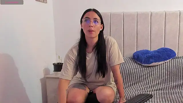 anny roberts online show from February 2026 10:58:02 PM