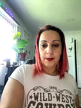 Snapshot of DeeLight124 chatting on September 2025 05:37:01 PM DeeLight124 online show from September 2025 05:37:01 PM