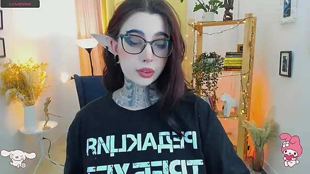 Dixi Pixi  online show from February 2025 05:40:02 AM