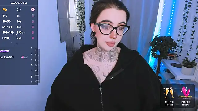 Snapshot of Dixi_Pixi_ chatting on June 2026 05:43:01 AM Dixi Pixi online show from June 2026 05:43:01 AM