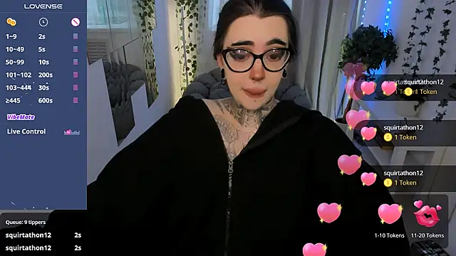 Snapshot of Dixi_Pixi_ chatting on June 2026 05:45:01 AM Dixi Pixi online show from June 2026 05:45:01 AM