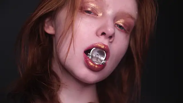 ginger hugs online show from January 2025 10:12:02 PM