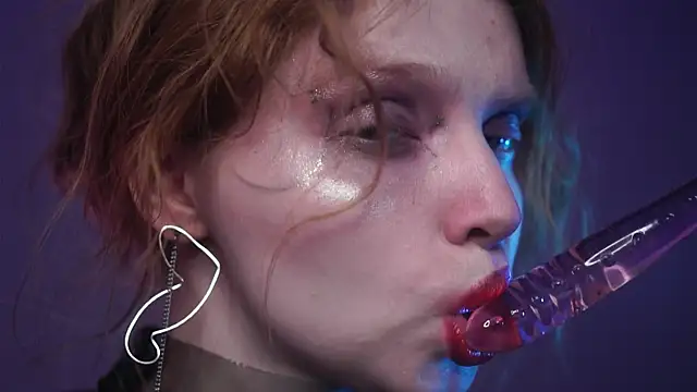 ginger hugs online show from February 2025 01:09:01 AM