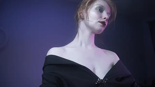 ginger hugs online show from October 2025 10:08:02 PM