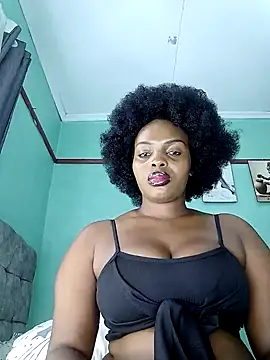 Snapshot of freaky_j_ chatting on January 2025 01:22:01 AM freaky j online show from January 2025 01:22:01 AM