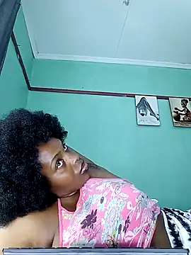 Snapshot of freaky_j_ chatting on February 2025 01:55:01 AM freaky j online show from February 2025 01:55:01 AM