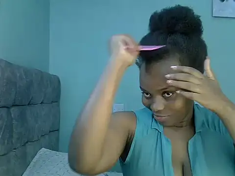 Snapshot of freaky_j_ chatting on February 2025 01:10:01 AM freaky j online show from February 2025 01:10:01 AM