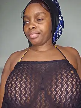 Snapshot of freaky_j_ chatting on February 2026 10:47:02 PM freaky j online show from February 2026 10:47:02 PM