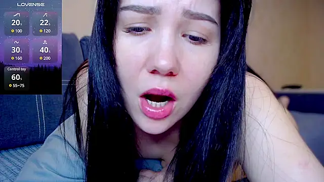 AlexaCruze online show from January 2025 08:04:01 PM