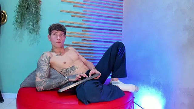 french sexx online show from November 2025 07:34:01 PM