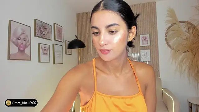 Snapshot of Kimm_khalifa chatting on February 2025 10:26:01 PM Kimm khalifa online show from February 2025 10:26:01 PM