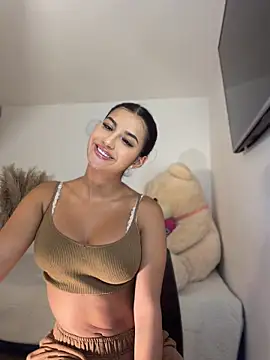 Snapshot of Kimm_khalifa chatting on April 2026 01:55:02 AM Kimm khalifa online show from April 2026 01:55:02 AM