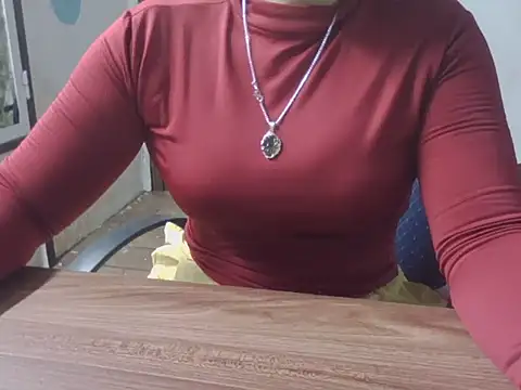 MaiHuong77 online show from October 2025 12:37:02 PM