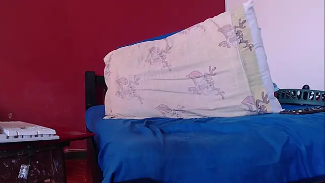 Freyja eter online show from December 2024 06:06:01 PM