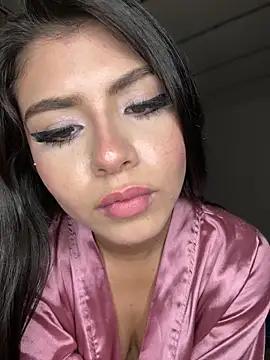 Snapshot of hurrem_18 chatting on October 2025 12:05:02 AM hurrem 18 online show from October 2025 12:05:02 AM