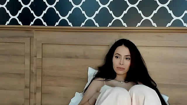 Snapshot of Amber_Rush_ chatting on March 2025 02:08:01 AM Amber Rush online show from March 2025 02:08:01 AM