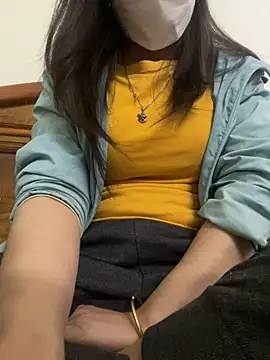 Snapshot of Tuongvy05 chatting on December 2024 06:41:01 PM Tuongvy05 online show from December 2024 06:41:01 PM