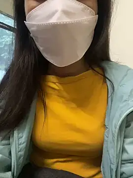 Snapshot of Tuongvy05 chatting on December 2024 01:40:02 AM Tuongvy05 online show from December 2024 01:40:02 AM