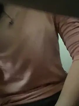 Snapshot of Tuongvy05 chatting on January 2025 02:25:01 AM Tuongvy05 online show from January 2025 02:25:01 AM