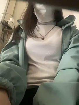 Snapshot of Tuongvy05 chatting on January 2025 02:29:02 AM Tuongvy05 online show from January 2025 02:29:02 AM