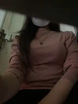 Snapshot of Tuongvy05 chatting on January 2025 02:39:01 AM Tuongvy05 online show from January 2025 02:39:01 AM