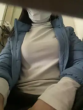 Snapshot of Tuongvy05 chatting on February 2025 05:20:01 AM Tuongvy05 online show from February 2025 05:20:01 AM