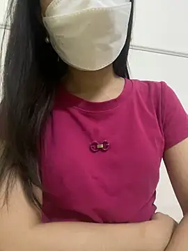 Snapshot of Tuongvy05 chatting on March 2025 11:24:02 PM Tuongvy05 online show from March 2025 11:24:02 PM