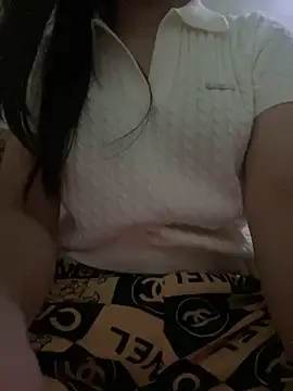 Snapshot of Tuongvy05 chatting on March 2025 06:52:02 AM Tuongvy05 online show from March 2025 06:52:02 AM