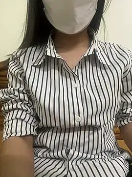 Snapshot of Tuongvy05 chatting on March 2025 06:00:02 AM Tuongvy05 online show from March 2025 06:00:02 AM