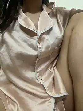 Snapshot of Tuongvy05 chatting on March 2025 02:55:02 PM Tuongvy05 online show from March 2025 02:55:02 PM