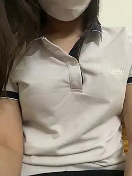 Snapshot of Tuongvy05 chatting on March 2025 08:29:02 AM Tuongvy05 online show from March 2025 08:29:02 AM