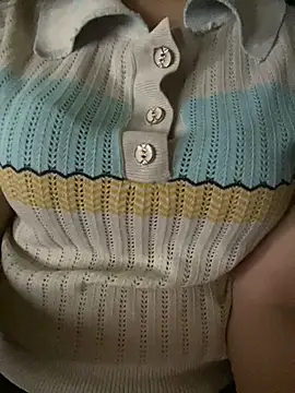 Snapshot of Tuongvy05 chatting on November 2025 04:39:02 PM Tuongvy05 online show from November 2025 04:39:02 PM