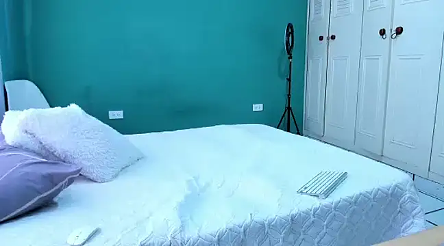 Snapshot of Chandler_ken chatting on January 2025 04:33:02 PM Chandler ken online show from January 2025 04:33:02 PM