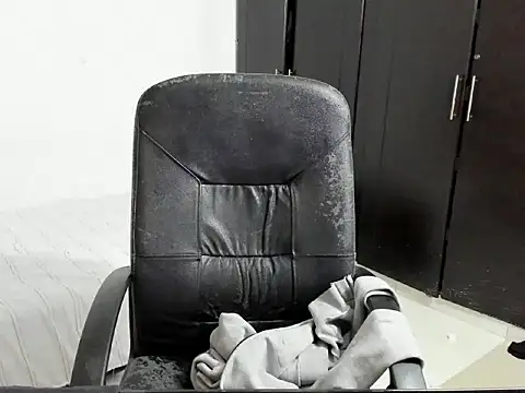 Snapshot of Chandler_ken chatting on September 2025 04:23:01 AM Chandler ken online show from September 2025 04:23:01 AM