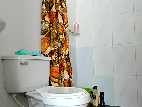 Snapshot of Chandler_ken chatting on November 2025 04:17:01 PM Chandler ken online show from November 2025 04:17:01 PM