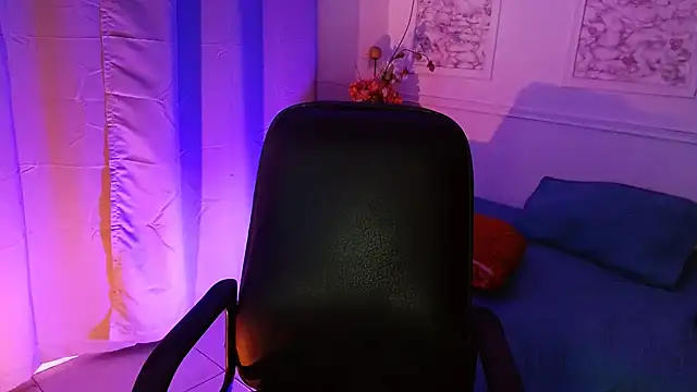 Susana hank2 online show from February 2025 09:15:01 PM