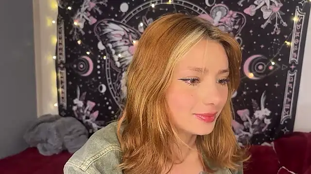 Snapshot of ari_kat chatting on June 2026 01:04:01 AM ari kat online show from June 2026 01:04:01 AM