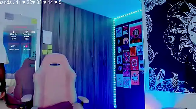 melissahowl online show from February 2025 06:51:01 PM