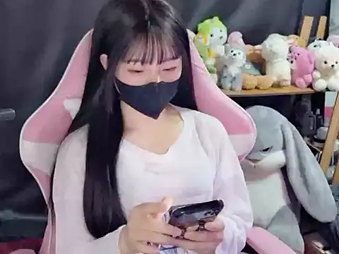 Snapshot of Pam_Lee chatting on December 2024 03:52:02 AM Pam Lee online show from December 2024 03:52:02 AM