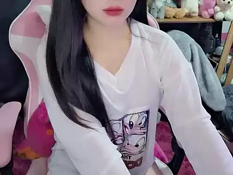 Snapshot of Pam_Lee chatting on December 2024 04:06:01 PM Pam Lee online show from December 2024 04:06:01 PM