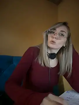 Crazy-Rosa online show from January 2025 02:48:01 PM