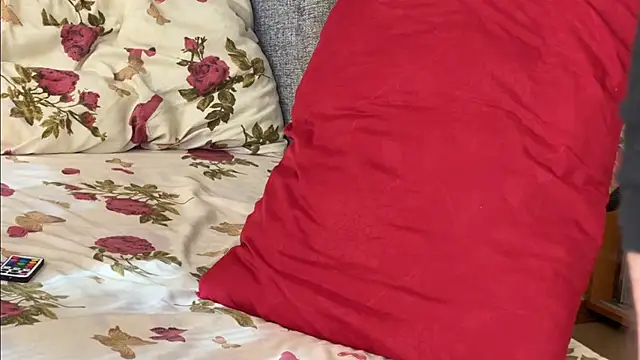 Snapshot of Stick_Twlx chatting on September 2025 07:52:02 AM Stick Twlx online show from September 2025 07:52:02 AM